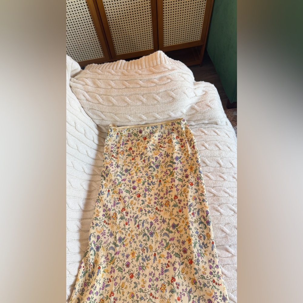 Reformation Layla Skirt - Picture 6 of 12